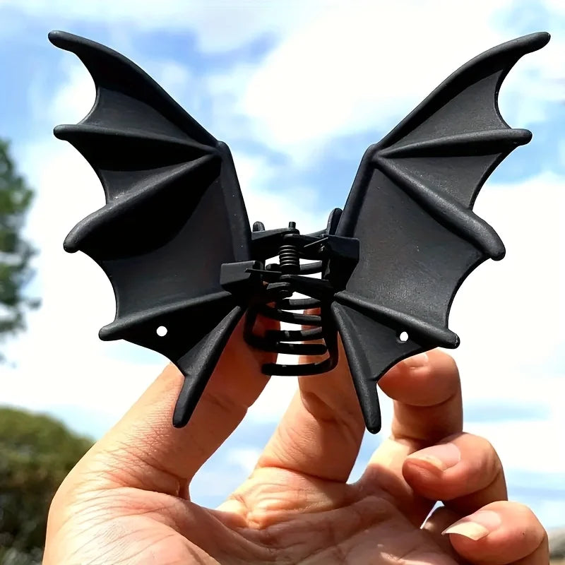 Gothic Bat Hair Clip – Matte Black Halloween Hair Accessory for Women