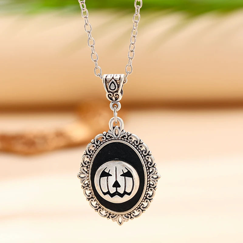 Gothic Vampire Cameo Pendant Choker – Velvet Witchcraft Necklace for Women